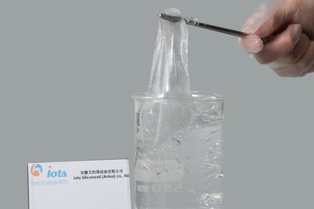 A single-component pre-cured thermally conductive silicone gel IOTA DZ125